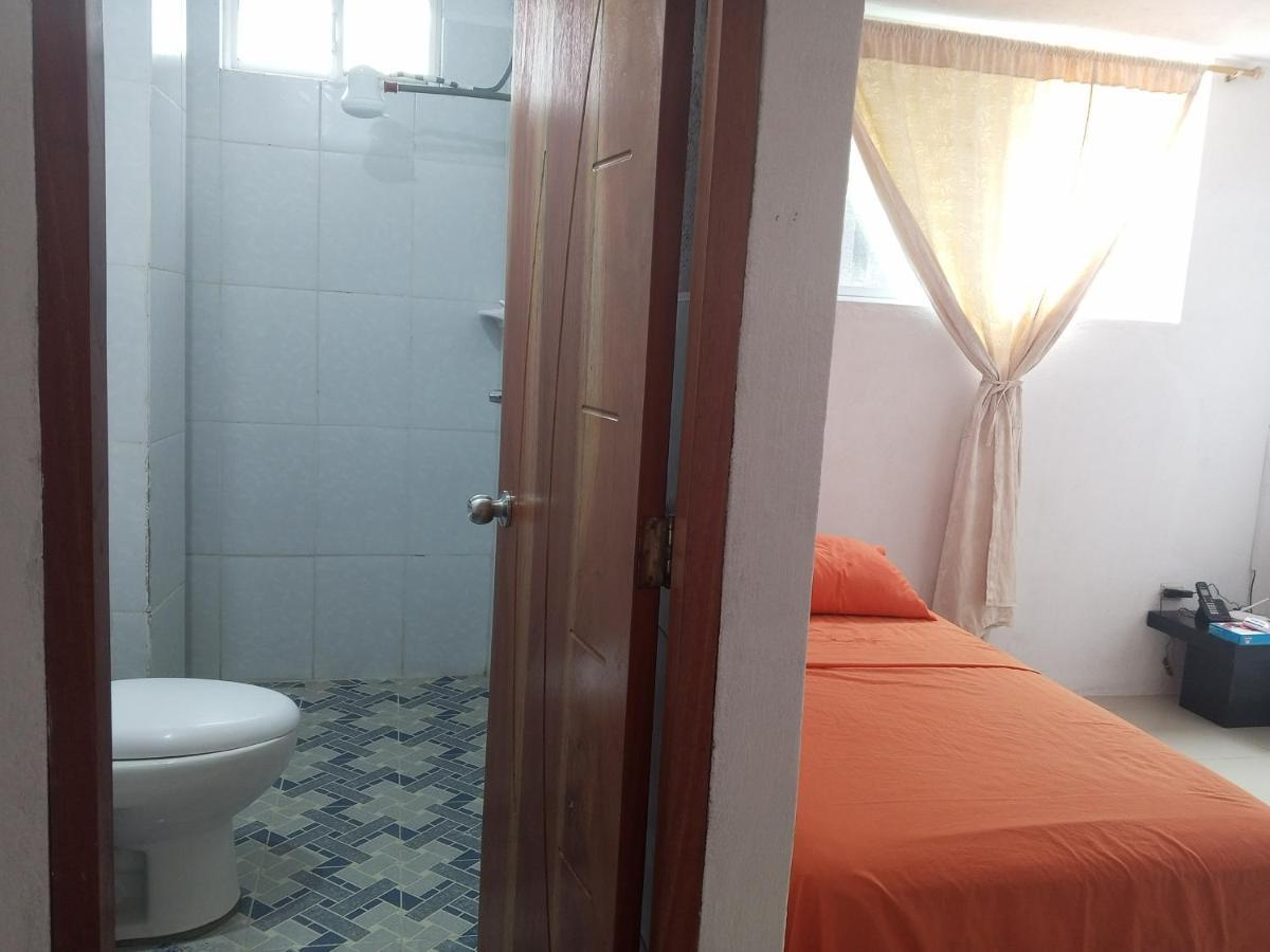 Appartement Pelican Tours à Puerto Baquerizo Moreno Extérieur photo